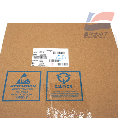 SS551AT SOT-89-3 حزمة جهاز استشعار تأثير هول مع - 40 C الحد الأدنى للعمل