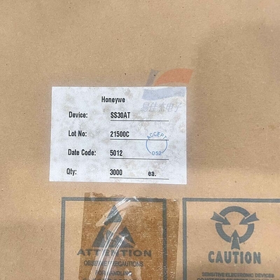 يستخدم YJJ SS30AT / SS40A / SS50AT مستشعر تأثير هال المغناطيسي ثنائي القطب في لوحات الدوائر المطبوعة (PCBS)