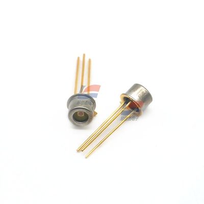 G12180-010A بطاقة اتصال منخفضة InGaAs PIN Photodiodes مع نطاق طول موجة الحساسية من 0.9 إلى 1.7 μm وتغليف المعدن