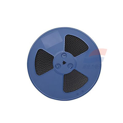 يستخدم رقاقة مستشعر درجة الحرارة والرطوبة المتكاملة YJJ AHT20 في حزمة التثبيت السطحي في تطبيقات المنزل الذكي